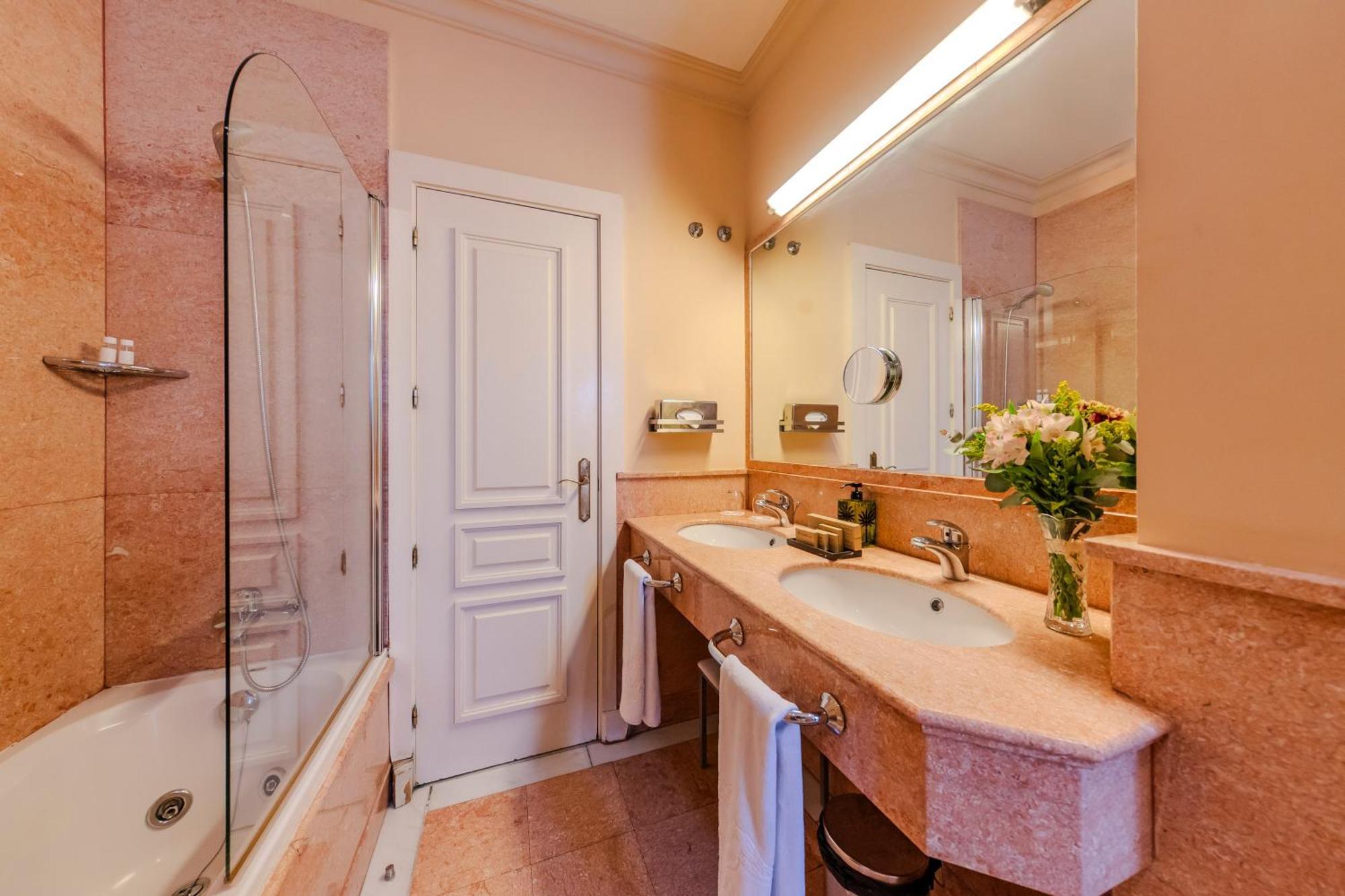 Casa Romana Boutique